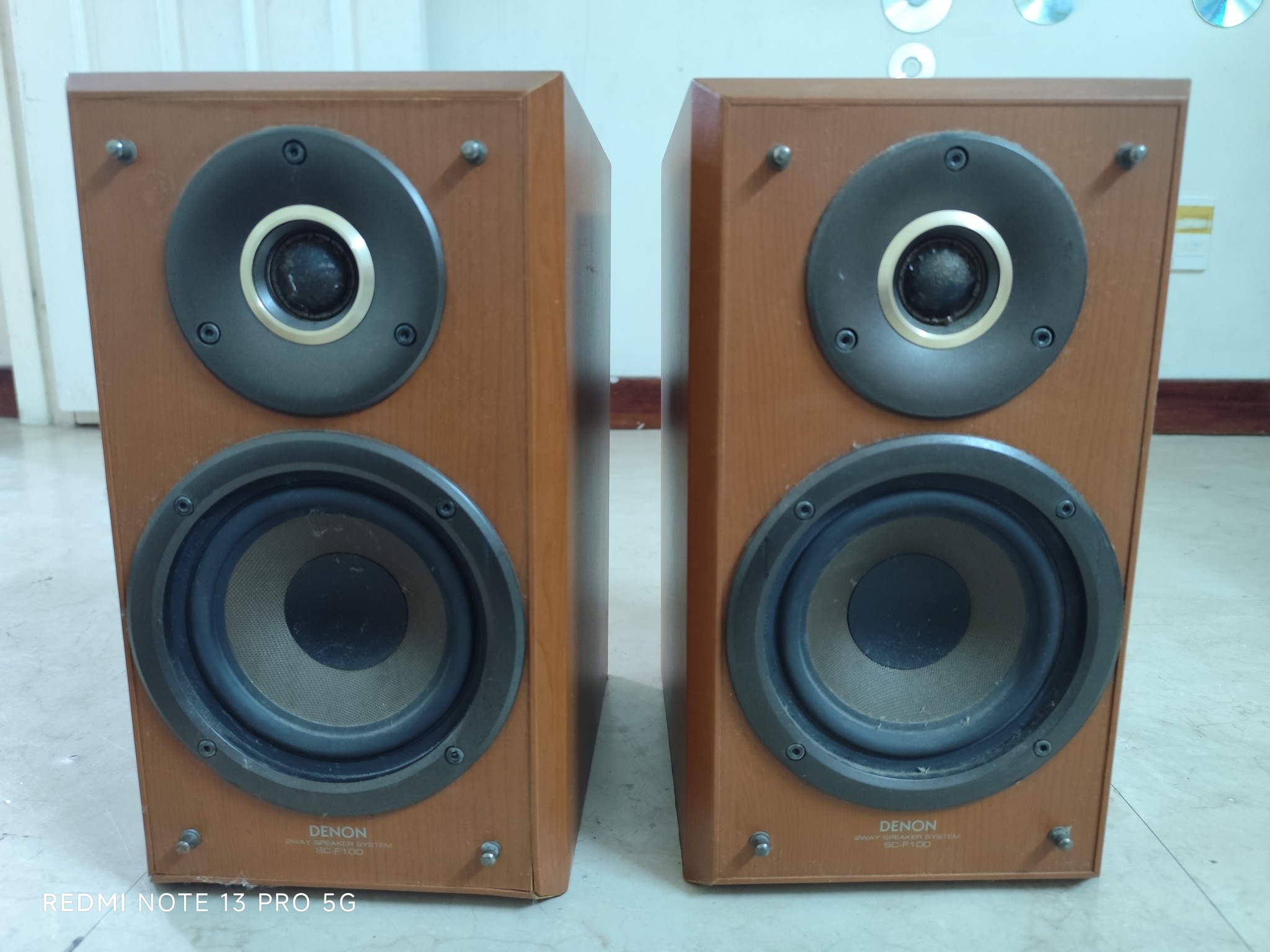 DENON SC-F100 – NHỎ GỌN, MẠNH MẼ, ÂM THANH TUYỆT HẢO